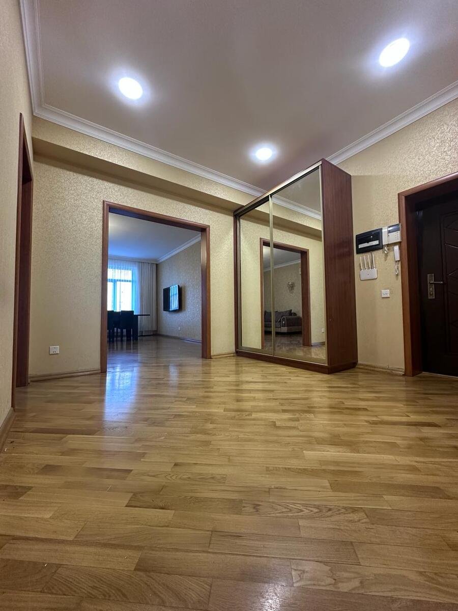 Kirayə verilir 3 otaqlı yeni tikili, 120 m², Xətai m.-6