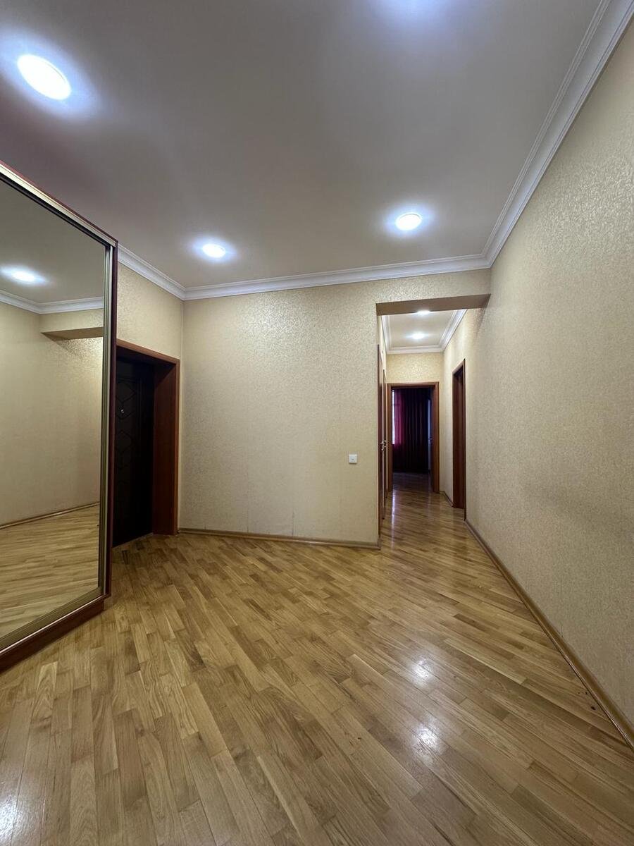 Kirayə verilir 3 otaqlı yeni tikili, 120 m², Xətai m.-7