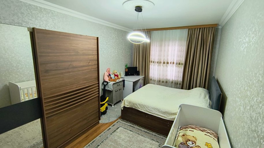 Satılır 4 otaqlı köhnə tikili, 90 m², Bakıxanov (Razin)-3
