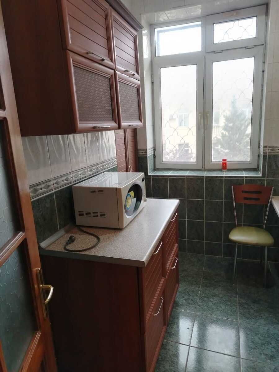 Kirayə verilir 2 otaqlı köhnə tikili, 74 m², Nəriman Nərimanov m.-11