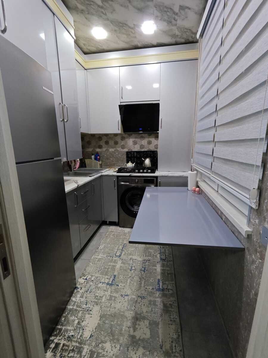 Satılır 3 otaqlı köhnə tikili, 70 m², Memar Əcəmi m.-11