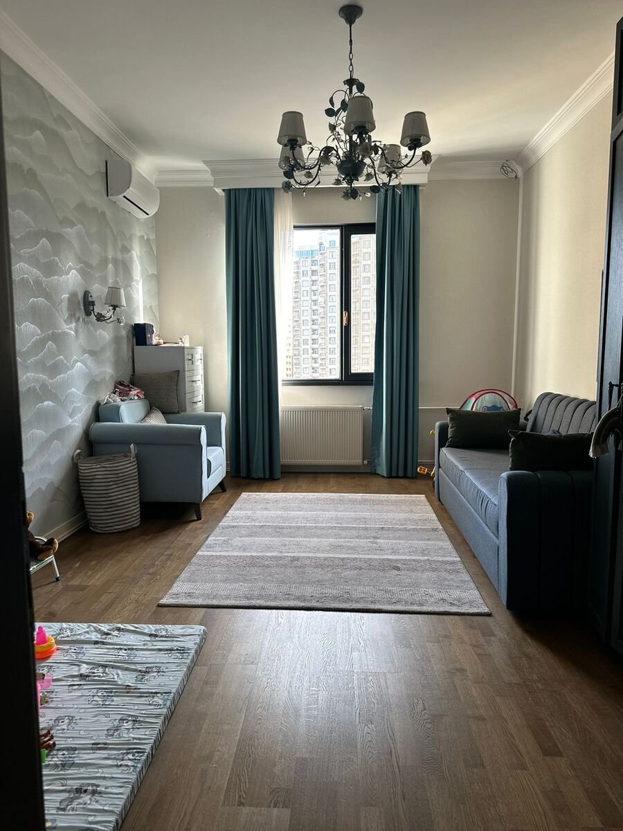 Satılır 4 otaqlı yeni tikili, 235 m², İçərişəhər m.-18