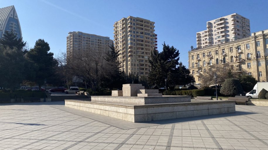 Satılır 4 otaqlı yeni tikili, 235 m², İçərişəhər m.-25