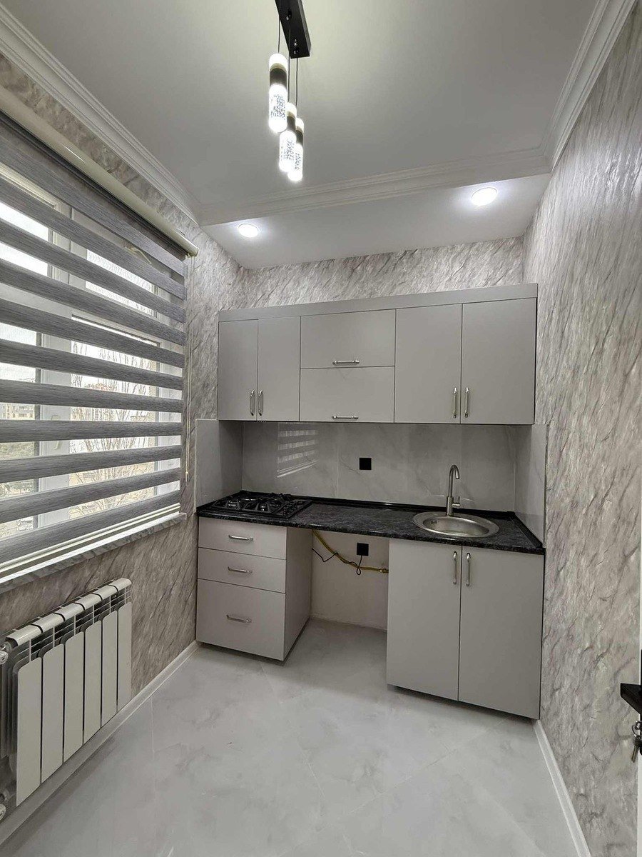 Satılır 2 otaqlı köhnə tikili, 45 m², Memar Əcəmi m.-6