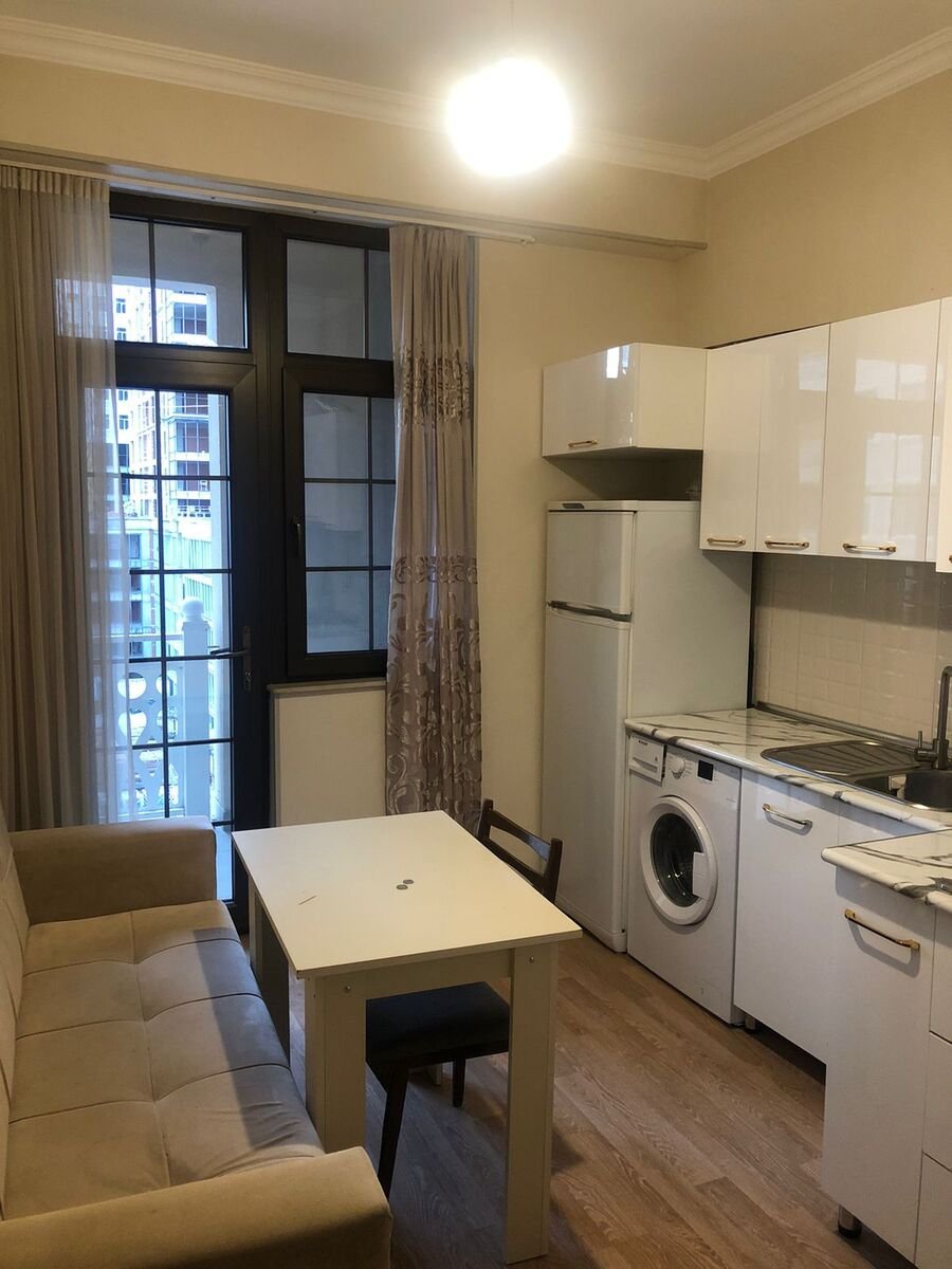 Kirayə verilir 1 otaqlı yeni tikili, 40 m², 28 May m.-1