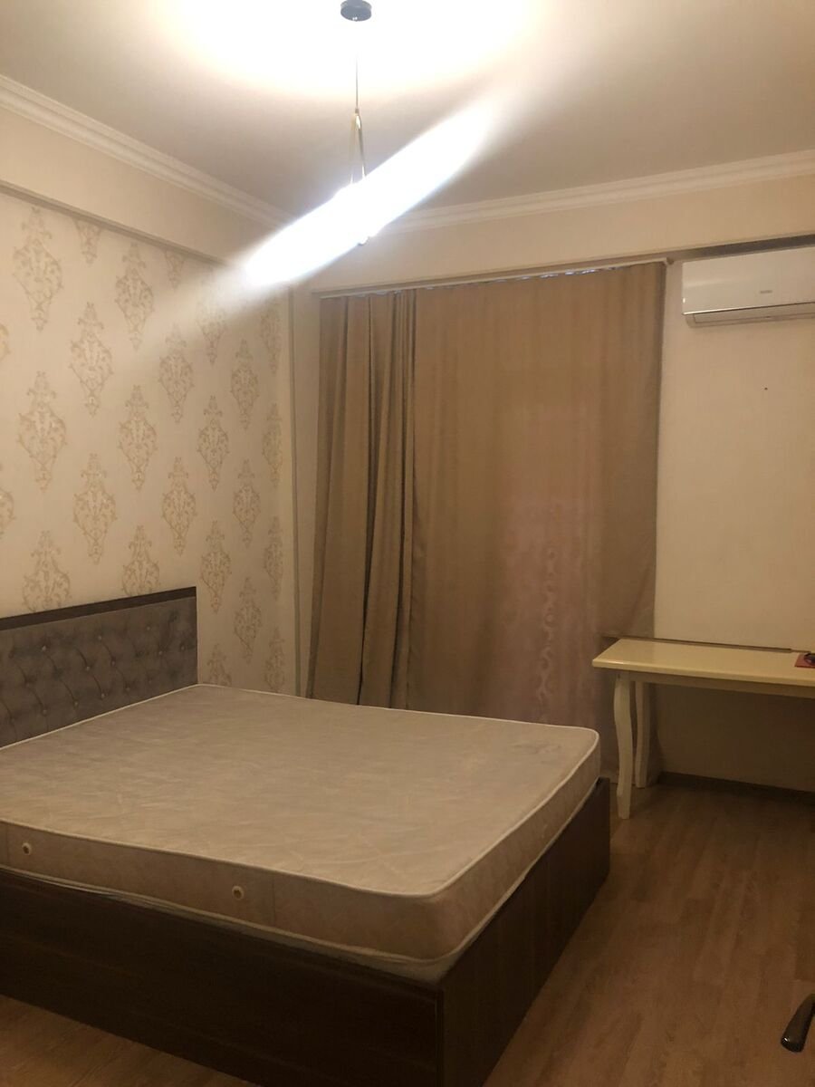 Kirayə verilir 1 otaqlı yeni tikili, 40 m², 28 May m.-4