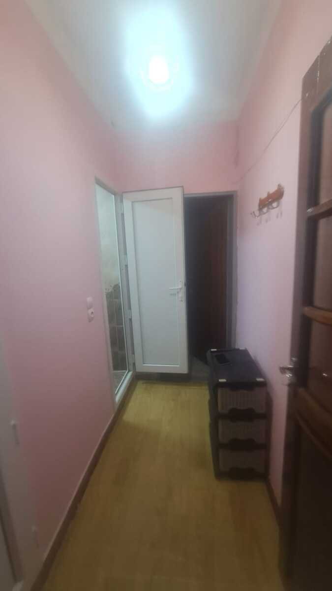 Kirayə verilir 2 otaqlı köhnə tikili, 50 m², Memar Əcəmi m.-2