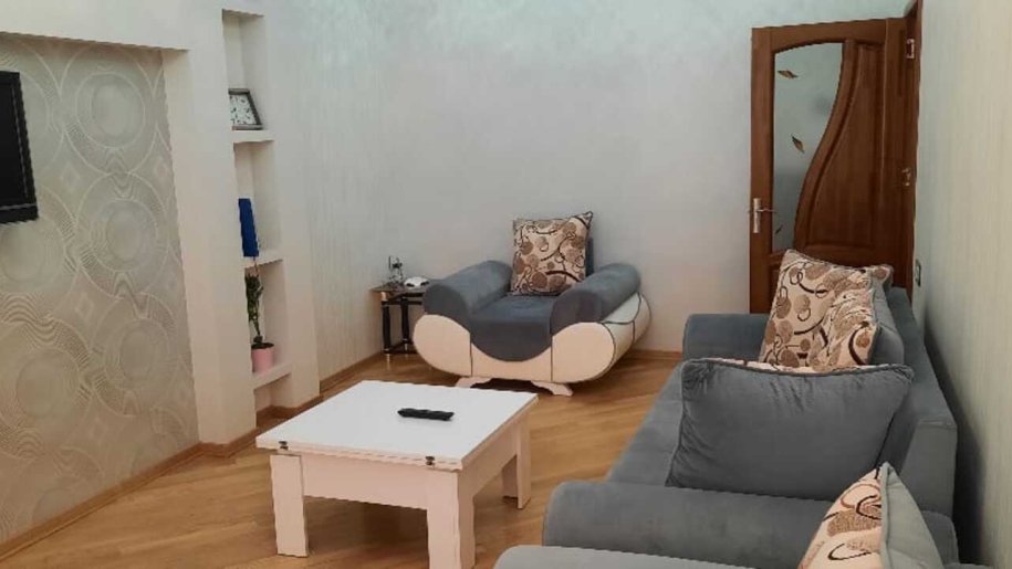 Kirayə verilir 2 otaqlı yeni tikili, 68 m², 28 May m.-21