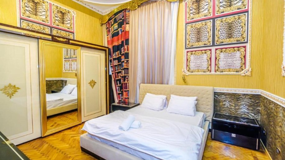 Kirayə verilir 5 otaqlı köhnə tikili, 204 m², Sahil m.-4