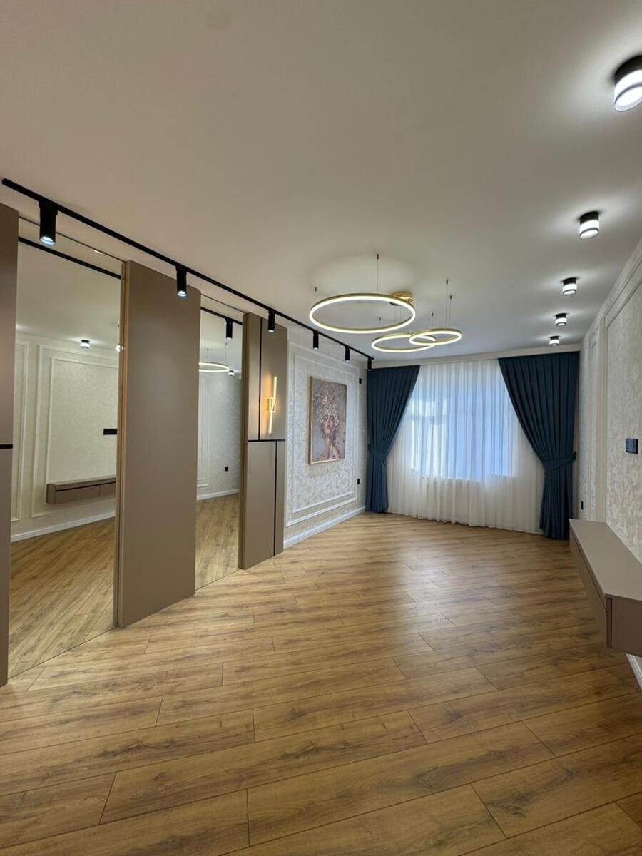 Satılır 3 otaqlı köhnə tikili, 60 m², Xalqlar dostluğu m.-1