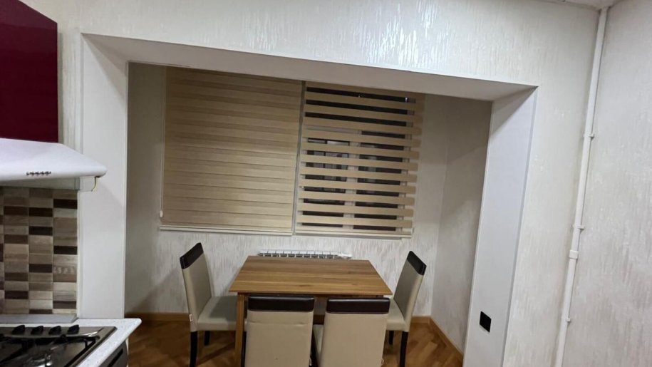 Satılır 2 otaqlı köhnə tikili, 65 m², Nəsimi m.-2