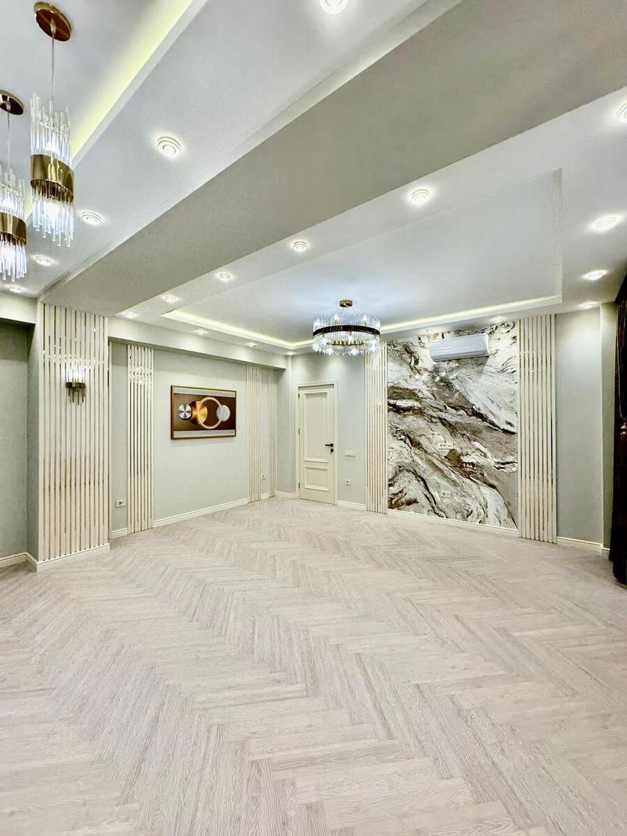 Satılır 3 otaqlı yeni tikili, 120 m², 28 May m.-9