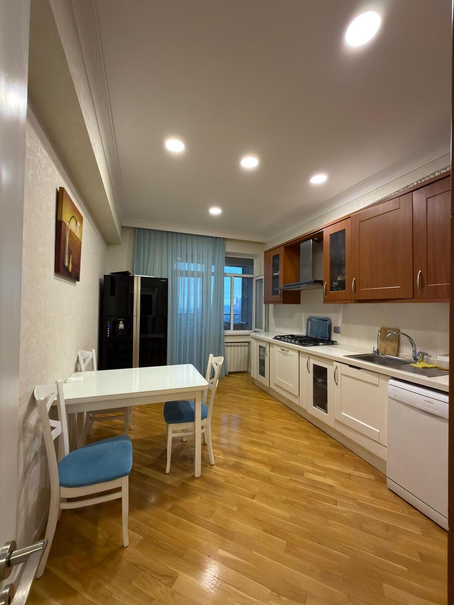 Satılır 2 otaqlı yeni tikili, 100 m², Nizami m.-2