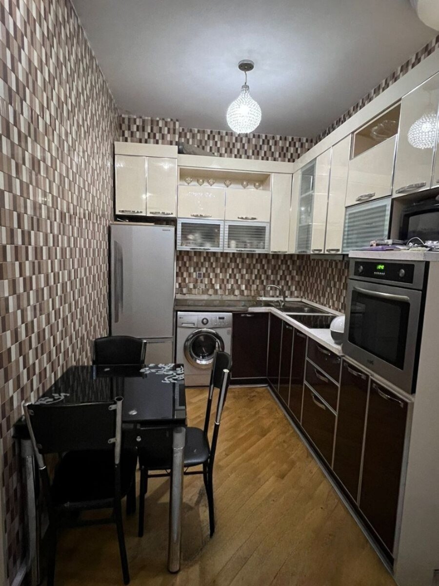 Satılır 3 otaqlı yeni tikili, 100 m², 8 noyabr-7