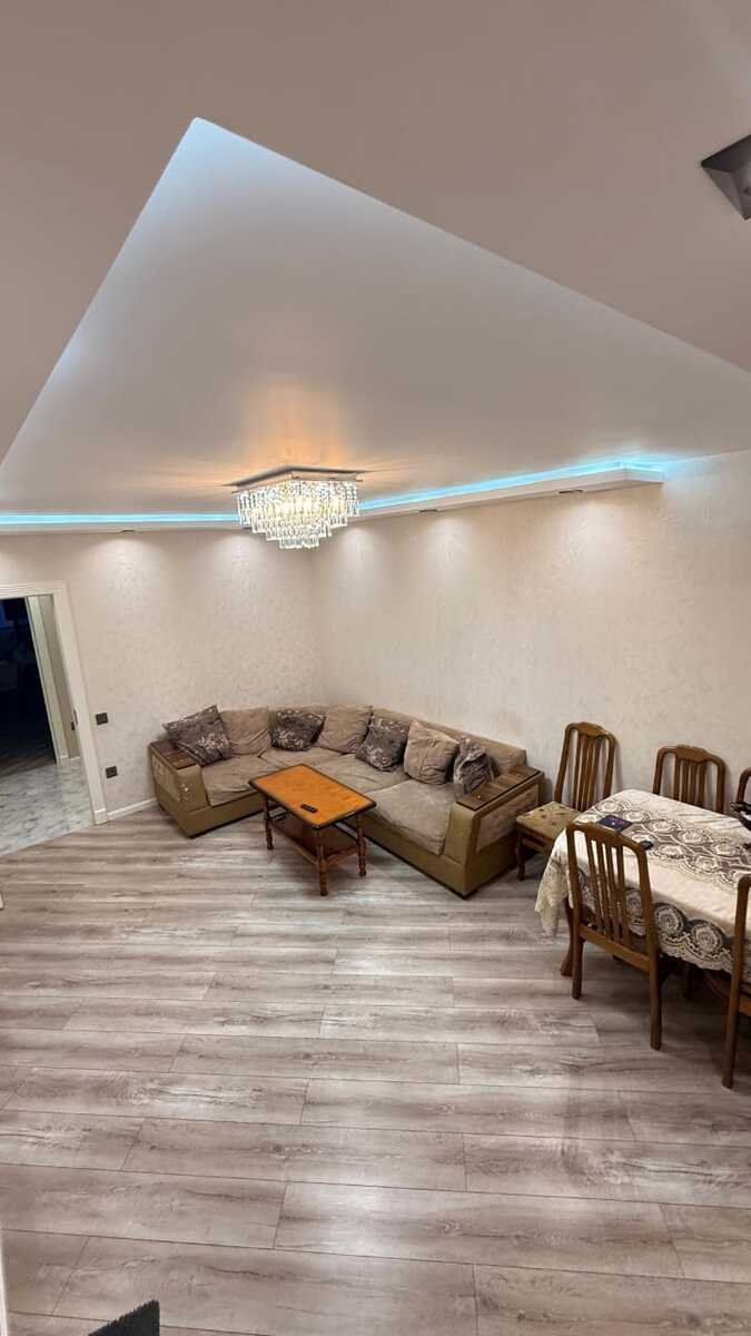 Satılır 3 otaqlı köhnə tikili, 80 m², Suraxanı-1