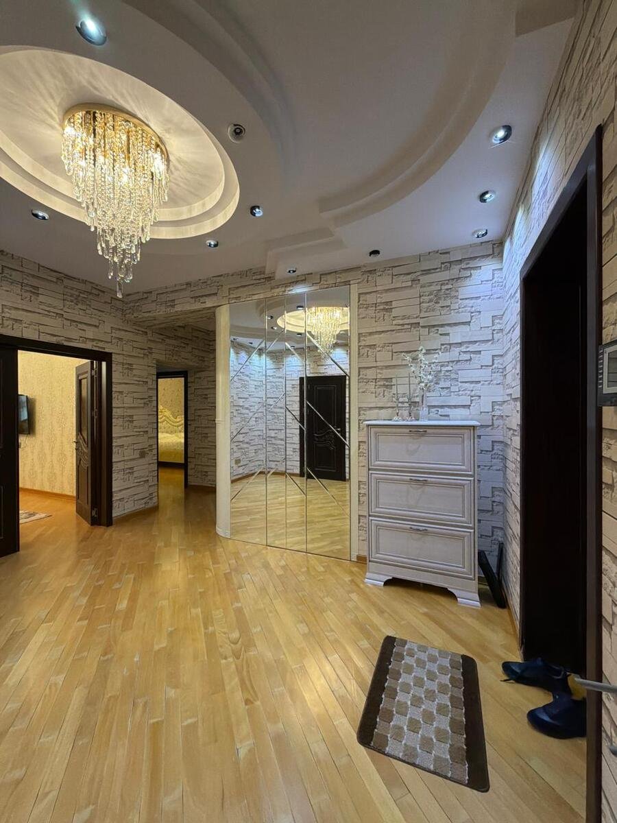 Satılır 3 otaqlı yeni tikili, 120 m², Memar Əcəmi m.-3