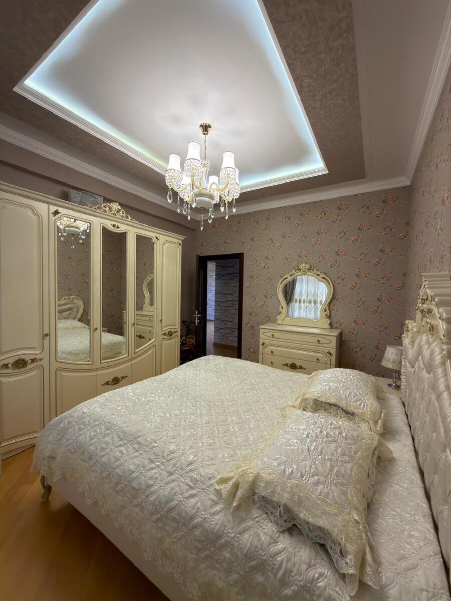 Satılır 3 otaqlı yeni tikili, 120 m², Memar Əcəmi m.-13