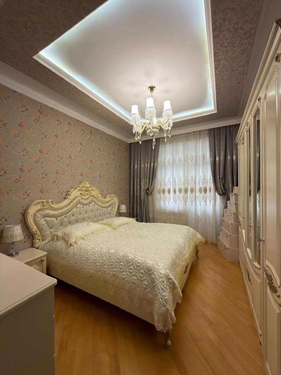 Satılır 3 otaqlı yeni tikili, 120 m², Memar Əcəmi m.-18