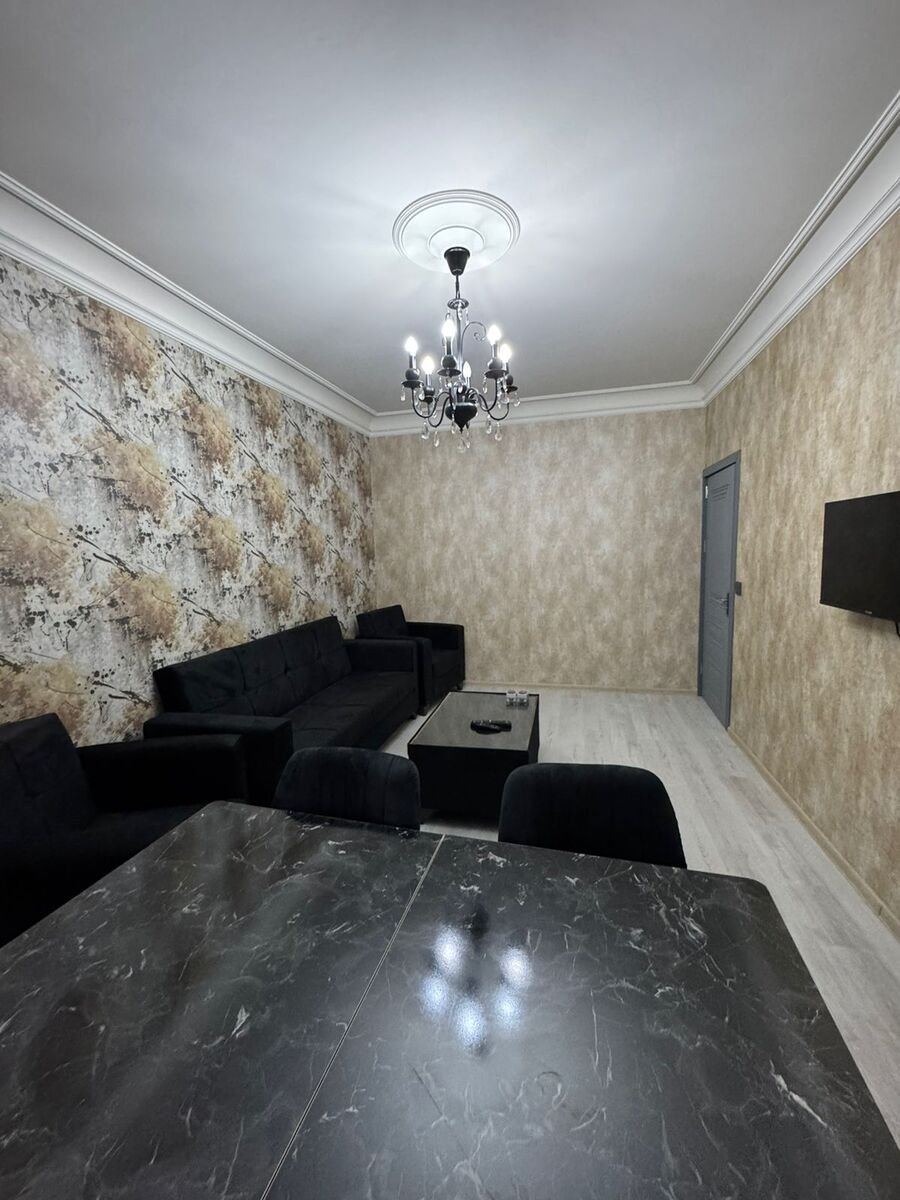 Satılır 2 otaqlı köhnə tikili, 35 m², Memar Əcəmi m.-1