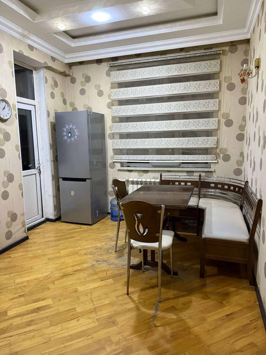 Kirayə verilir 3 otaqlı yeni tikili, 118 m², 20 Yanvar m.-10