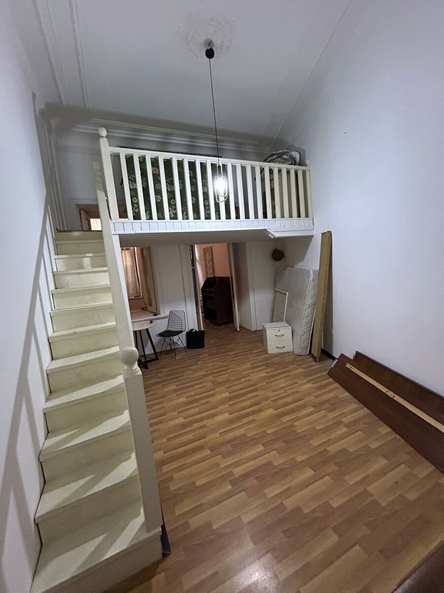 90 m<sup>2</sup> ofis icarəyə verilir, İçərişəhər m.-7