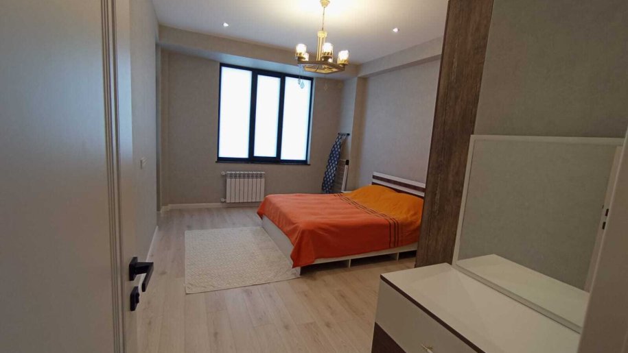 Kirayə verilir 3 otaqlı yeni tikili, 80 m², 20 Yanvar m.-10