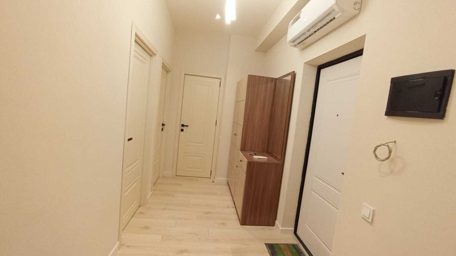 Kirayə verilir 3 otaqlı yeni tikili, 80 m², 20 Yanvar m.-13