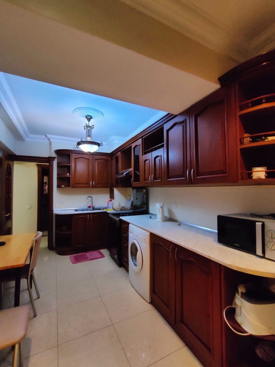 Kirayə verilir 2 otaqlı köhnə tikili, 95 m², 28 May m.-5