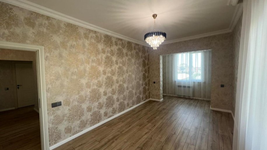 Satılır 2 otaqlı köhnə tikili, 75 m², Azadlıq Prospekti m.-2