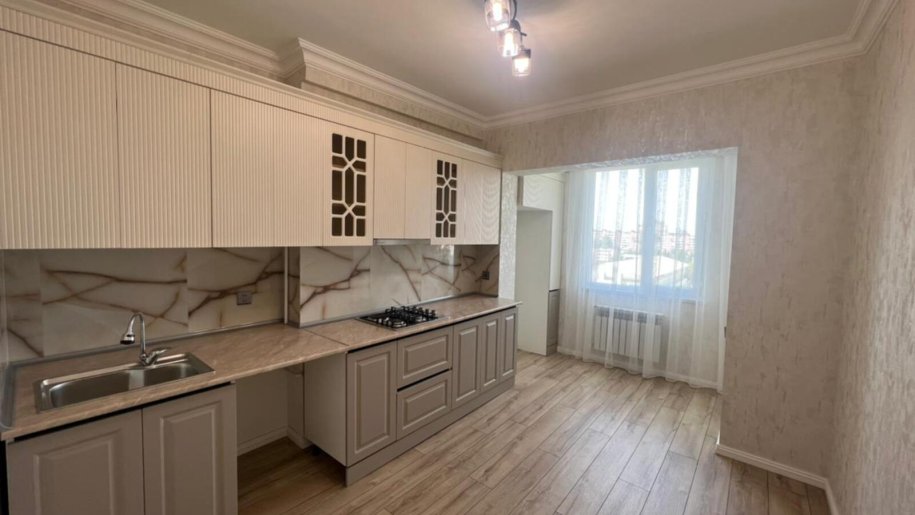 Satılır 2 otaqlı köhnə tikili, 75 m², Azadlıq Prospekti m.-4