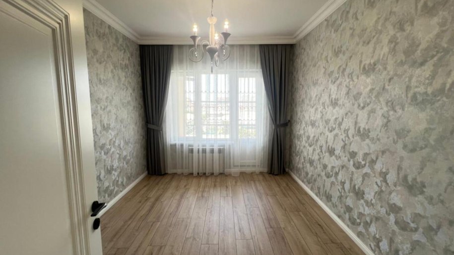 Satılır 2 otaqlı köhnə tikili, 75 m², Azadlıq Prospekti m.-7