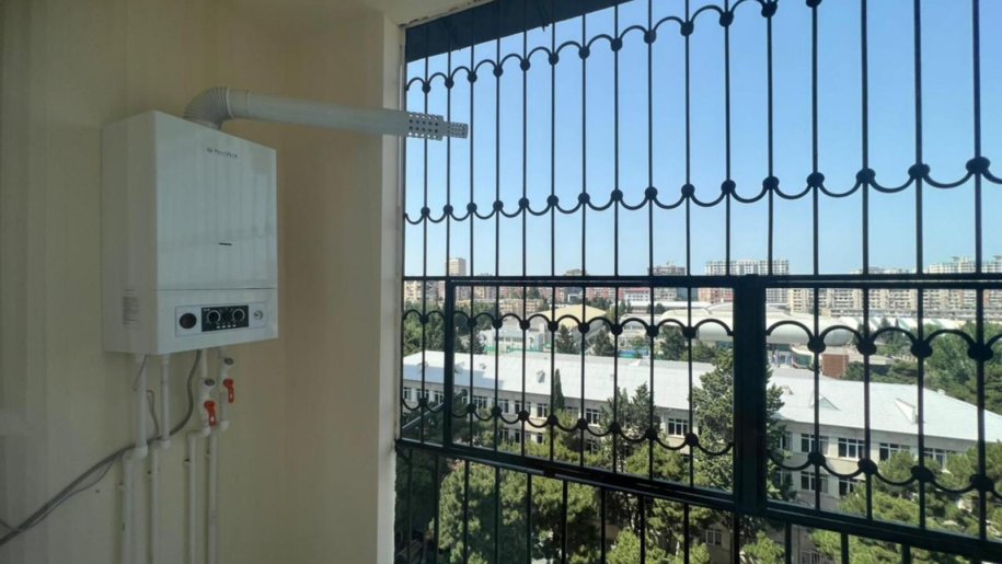 Satılır 2 otaqlı köhnə tikili, 75 m², Azadlıq Prospekti m.-10