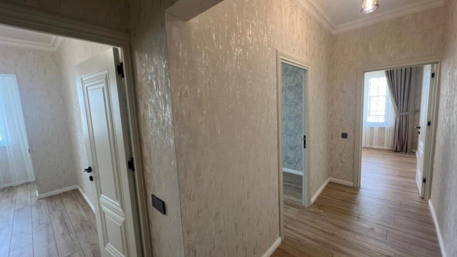 Satılır 2 otaqlı köhnə tikili, 75 m², Azadlıq Prospekti m.-11