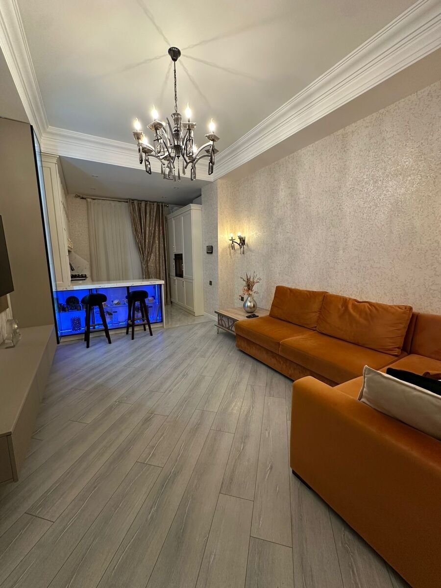 Satılır 3 otaqlı yeni tikili, 72 m², 28 May m.-12