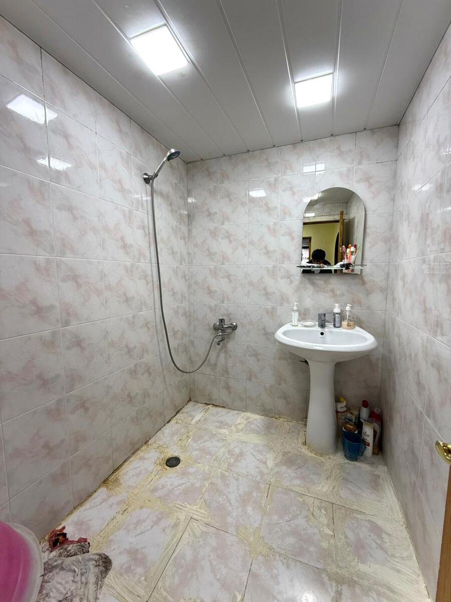 Satılır 3 otaqlı köhnə tikili, 70 m², Elmlər Akademiyası m.-12