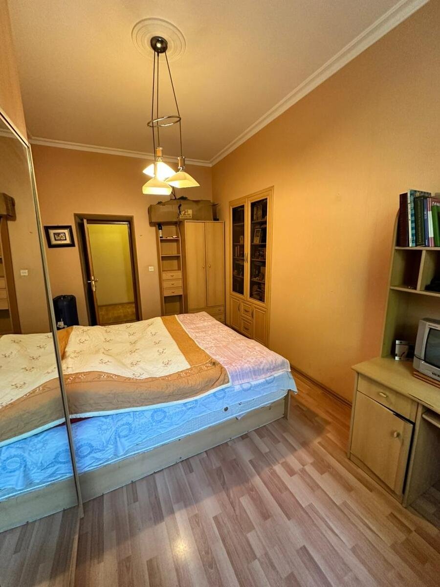 Satılır 3 otaqlı köhnə tikili, 105 m², Nərimanov-5