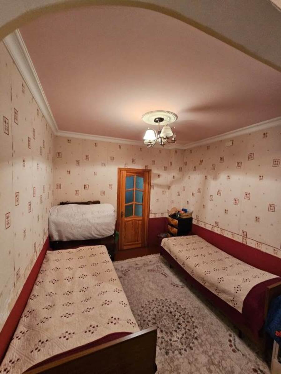 Satılır 3 otaqlı köhnə tikili, 75 m², Əhmədli m.-11