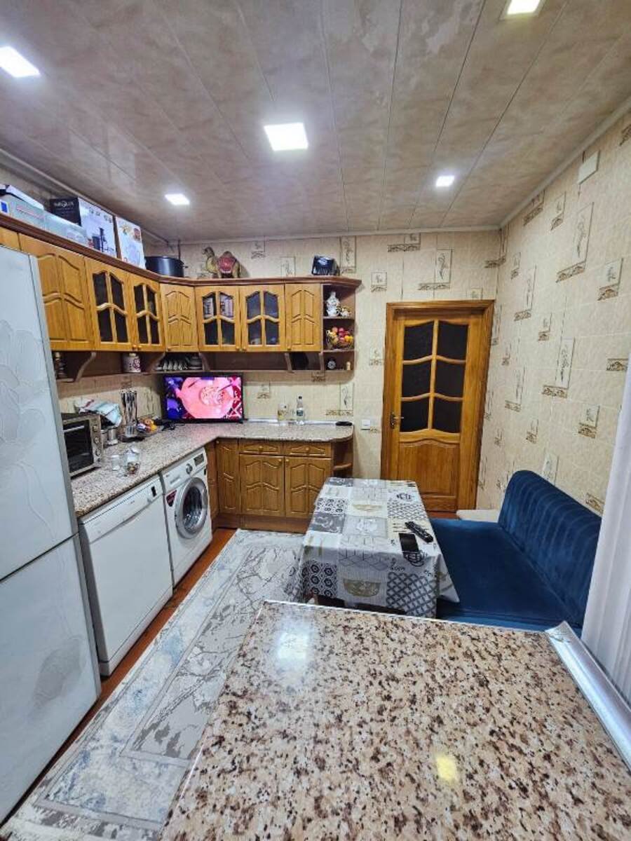 Satılır 3 otaqlı köhnə tikili, 75 m², Əhmədli m.-19