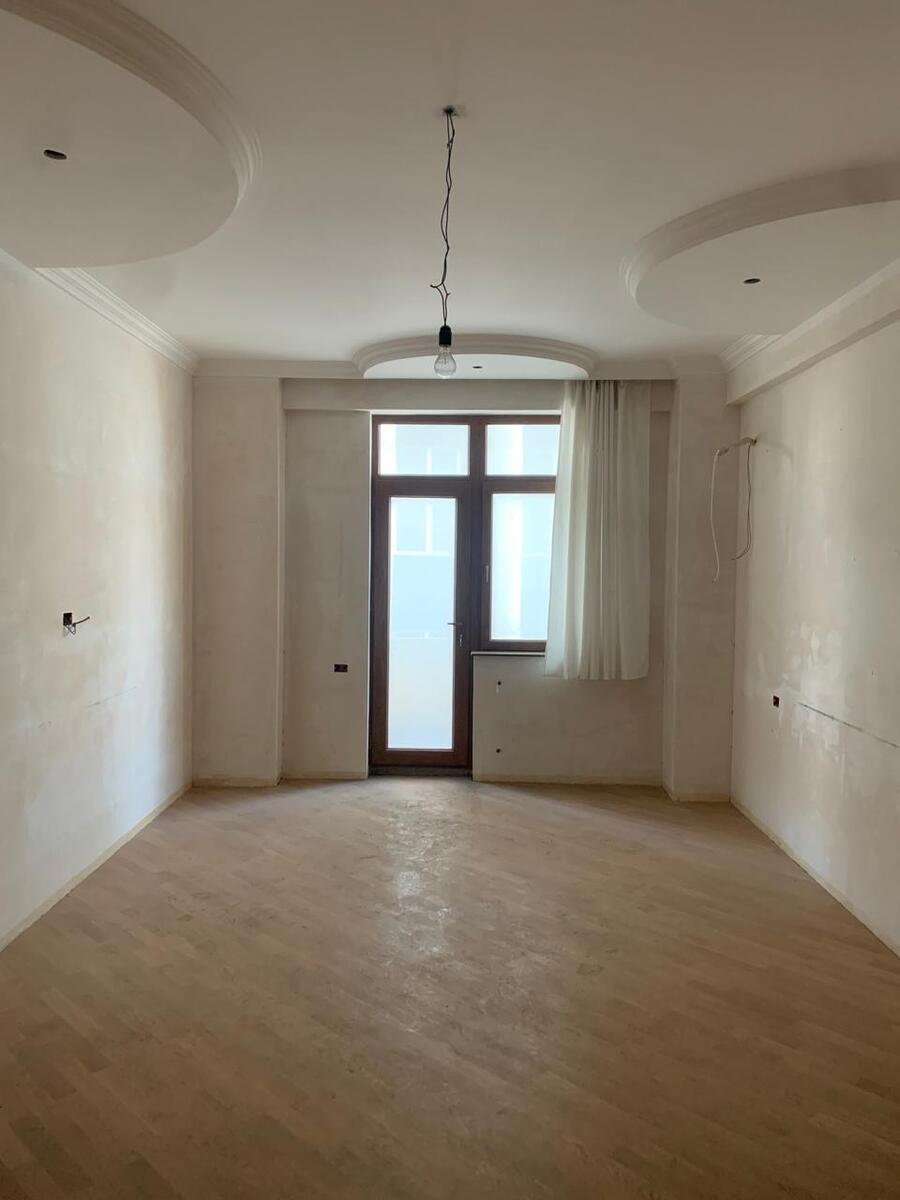 Satılır 4 otaqlı yeni tikili, 237 m², Elmlər Akademiyası m.-8