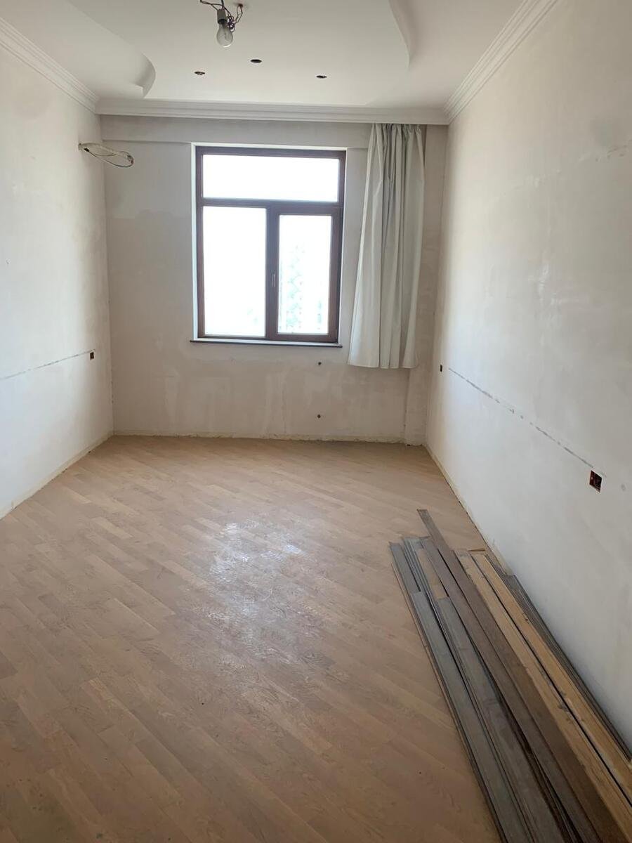 Satılır 4 otaqlı yeni tikili, 237 m², Elmlər Akademiyası m.-13
