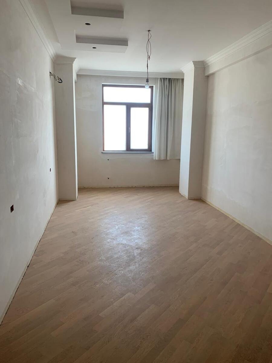 Satılır 4 otaqlı yeni tikili, 237 m², Elmlər Akademiyası m.-15