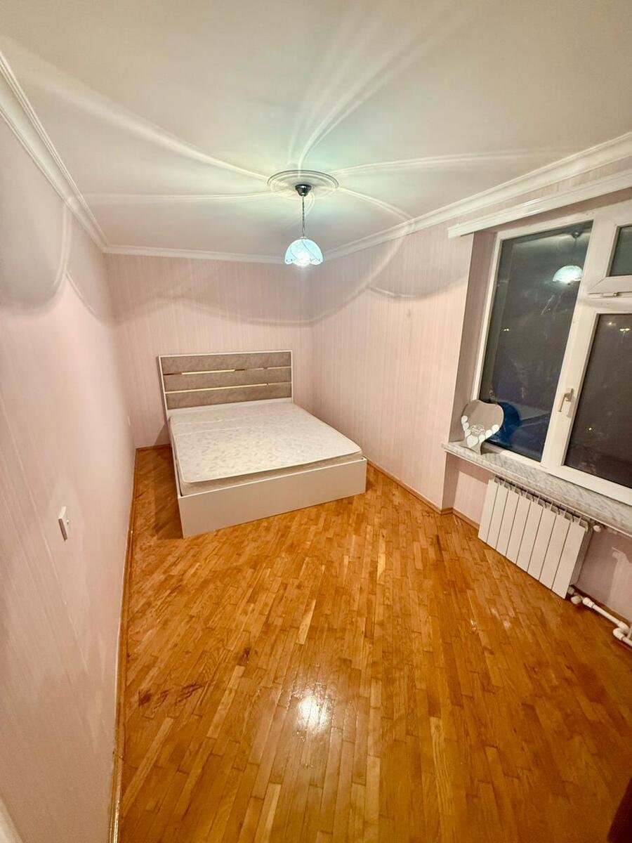 Satılır 2 otaqlı köhnə tikili, 60 m², Elmlər Akademiyası m.-9