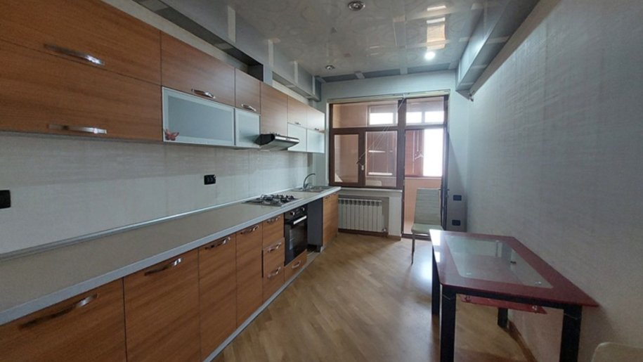 Satılır 7 otaqlı yeni tikili, 350 m², Memar Əcəmi m.-21