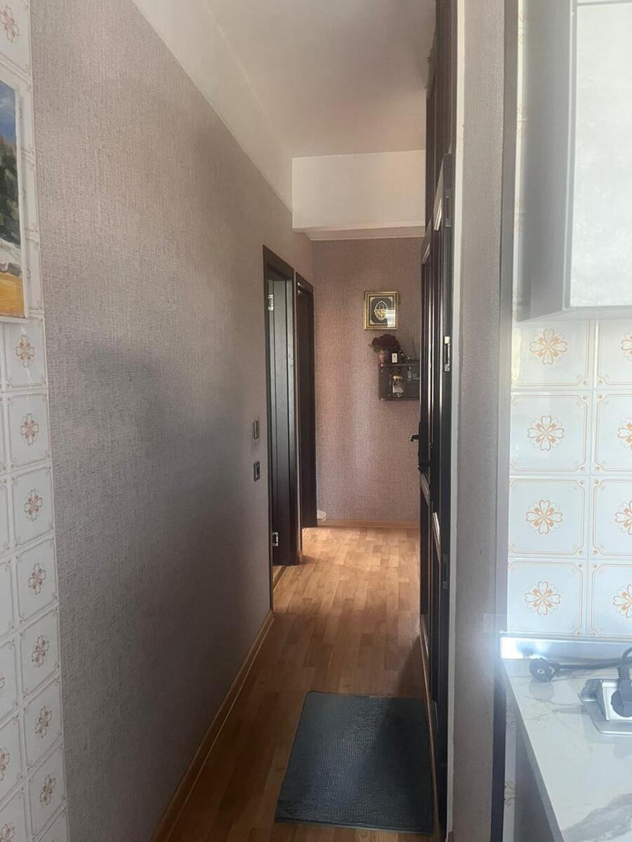 Satılır 4 otaqlı köhnə tikili, 100 m², Bakıxanov (Razin)-6