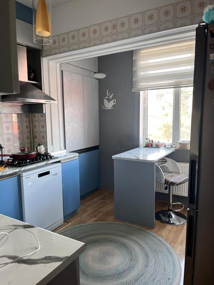 Satılır 4 otaqlı köhnə tikili, 100 m², Bakıxanov (Razin)-17