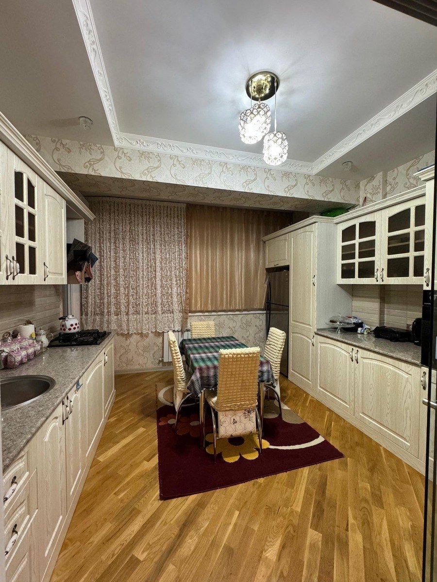 Satılır 3 otaqlı yeni tikili, 105 m², Neftçilər m.-8
