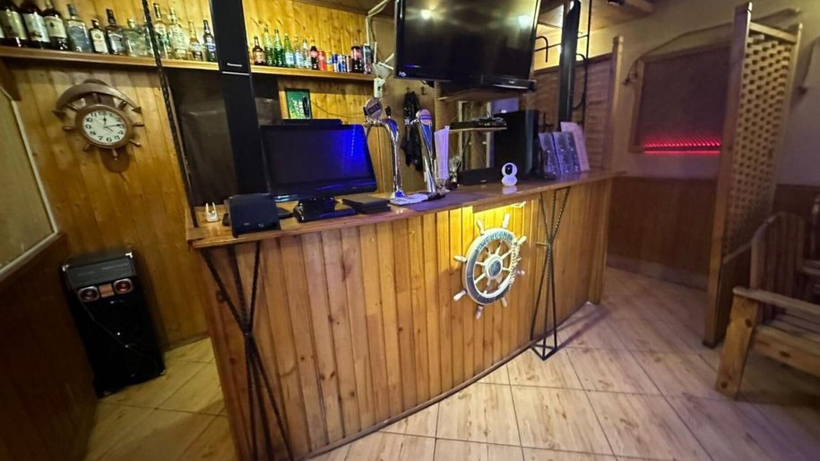 600 m<sup>2</sup> obyekt satılır, Neftçilər m.-4