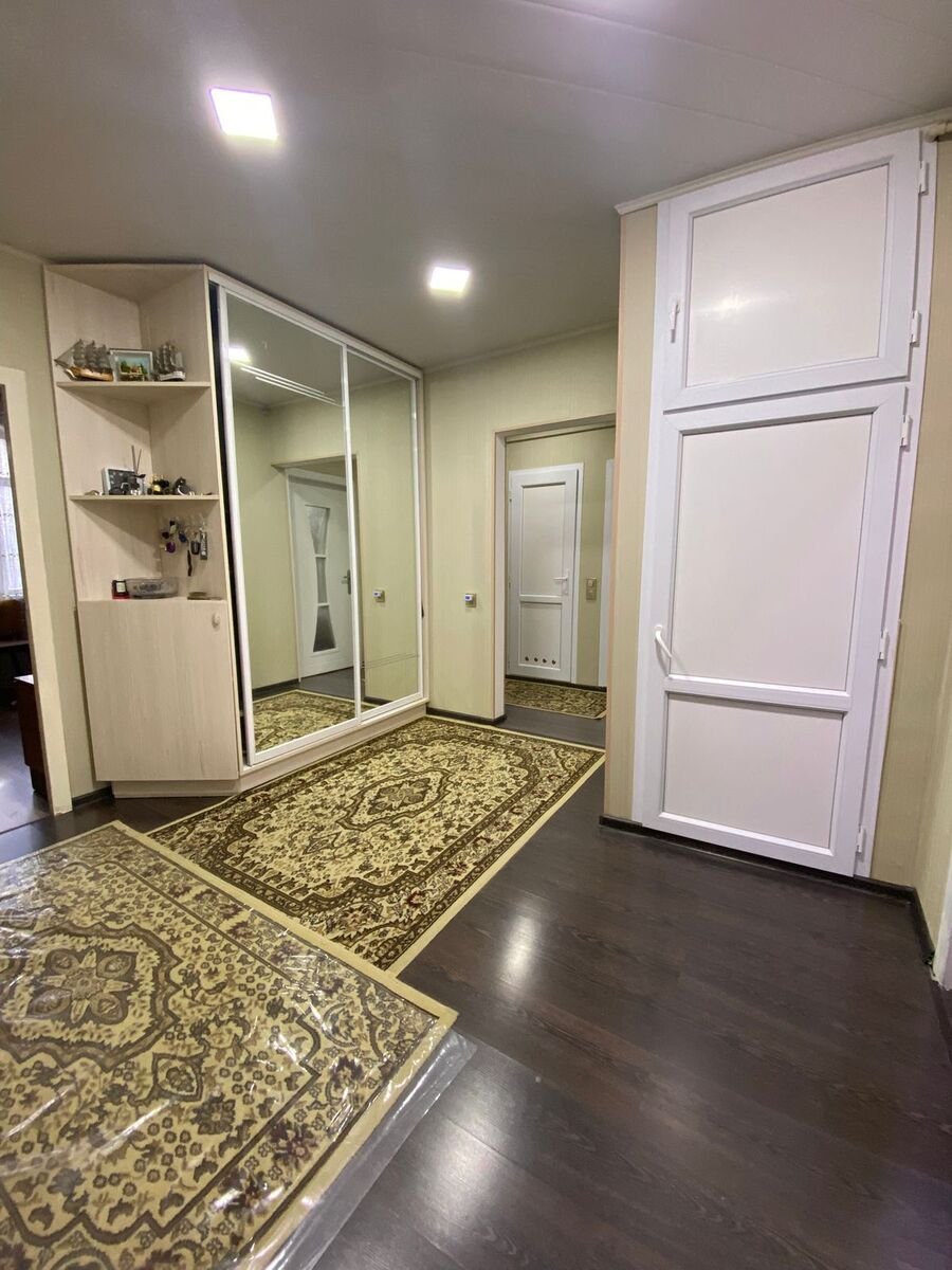 Satılır 5 otaqlı köhnə tikili, 110 m², Əhmədli m.-15