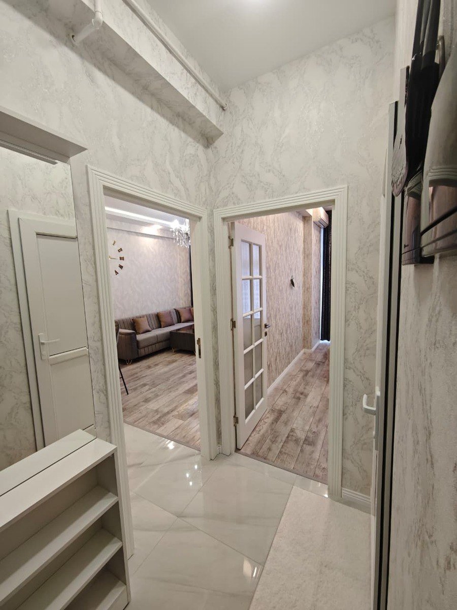 Kirayə verilir 2 otaqlı yeni tikili, 55 m², Neftçilər m.-4