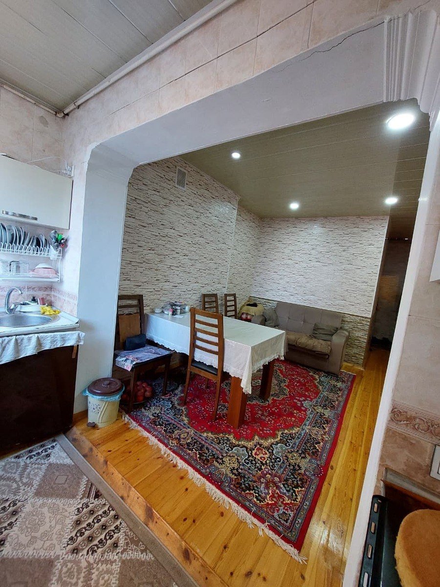 Satılır 2 otaqlı köhnə tikili, 65 m², Nəsimi m.-5